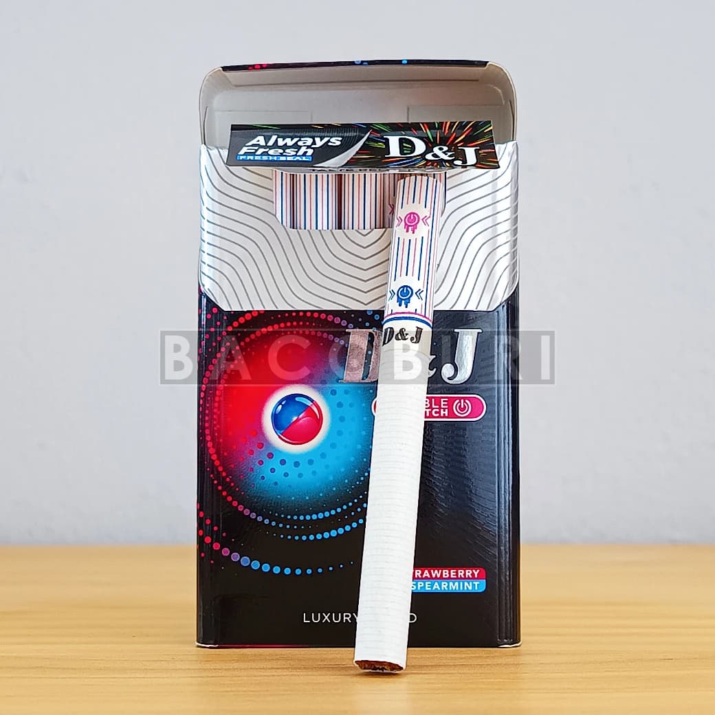 D&J Double Switch Strawberry & Spearmint (2 เม็ดบีบ)